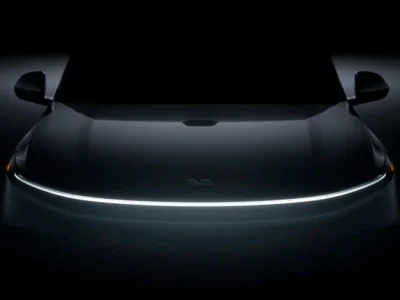 Halo-дизайн оптики для Li Auto